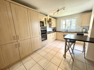 Kitchen- click for photo gallery